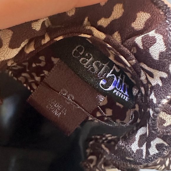 Vintage Ruffled Giraffe Print Top - Picture 4 of 4